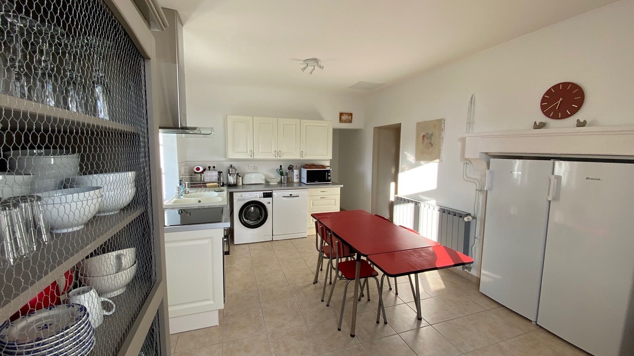Photo of Kitchen in Saint-Benin-d'Azy