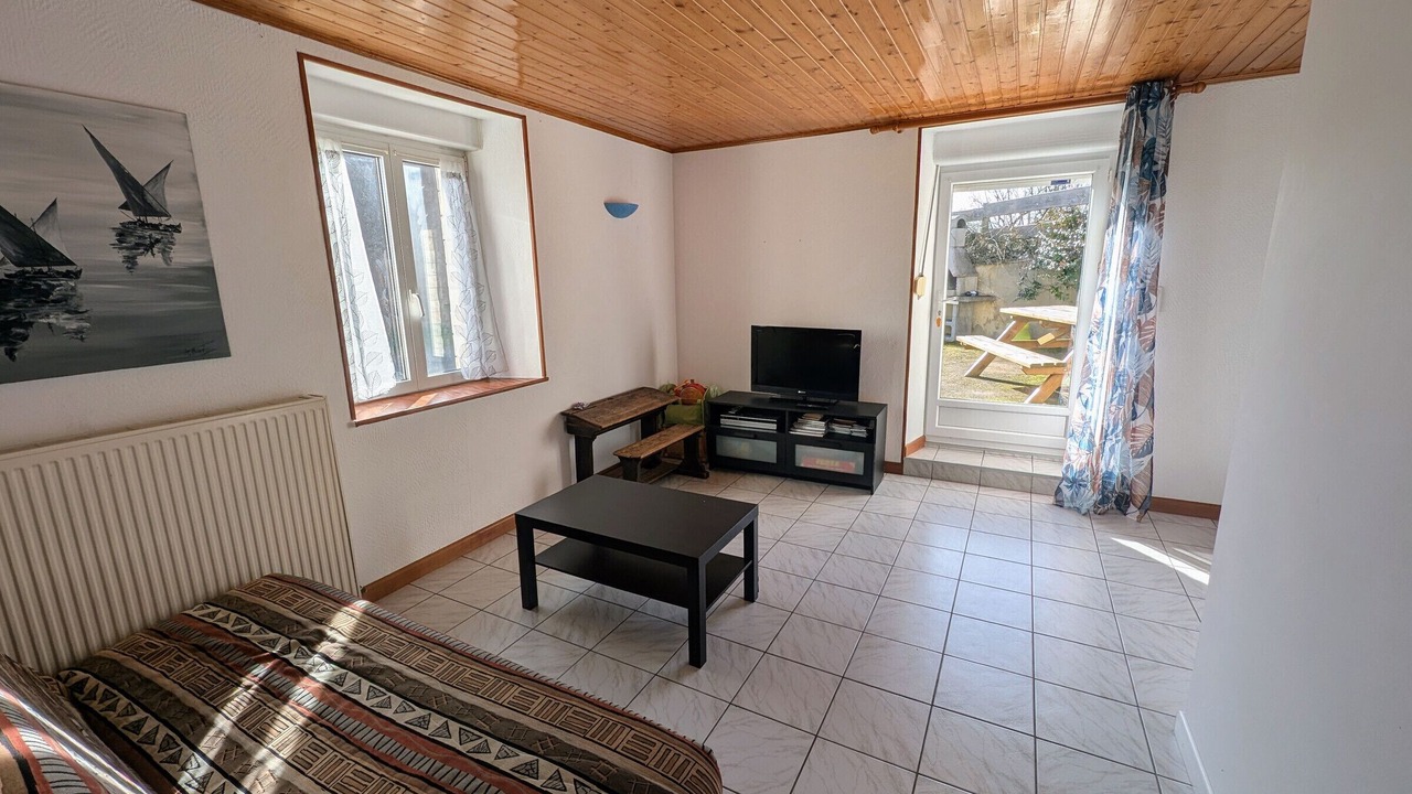 Photo of Livingroom in Faymont