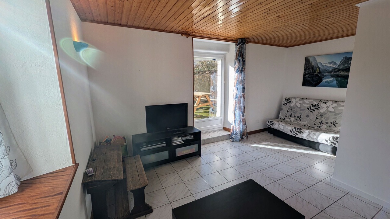 Photo of Livingroom in Faymont