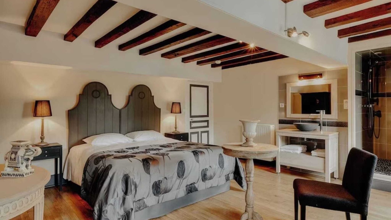 Photo of Bedroom in Saunieres
