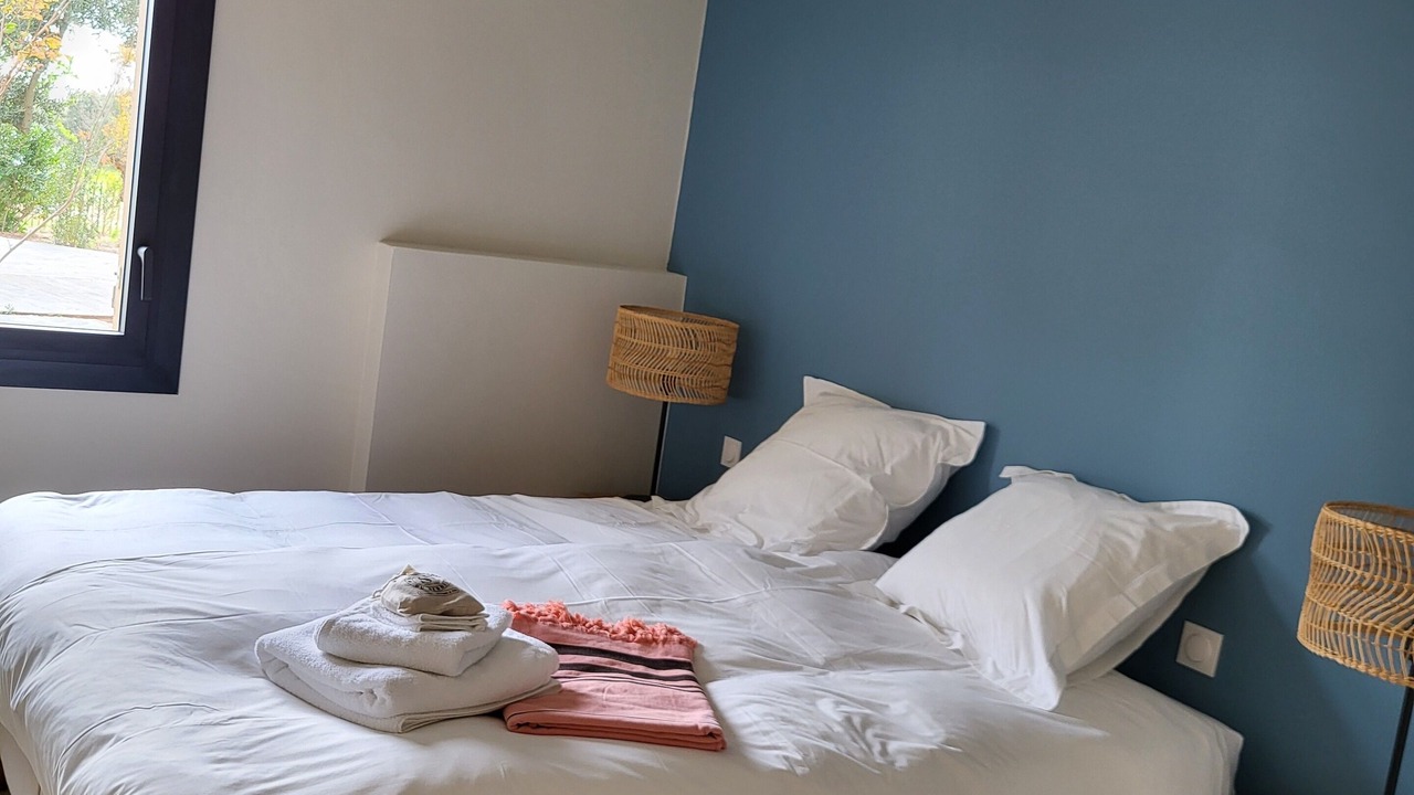 Photo of Bedroom in Caromb
