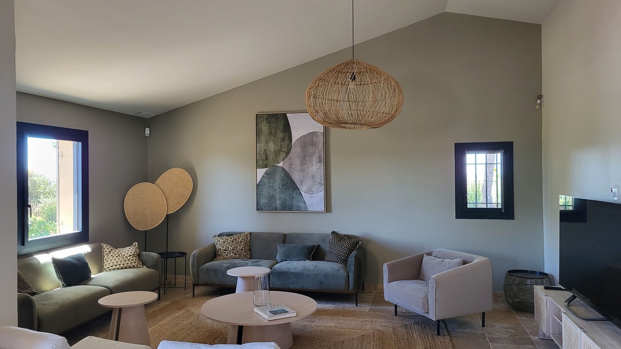 Photo of Livingroom in Caromb