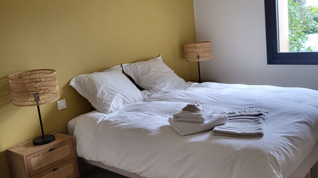 Photo of Bedroom in Caromb