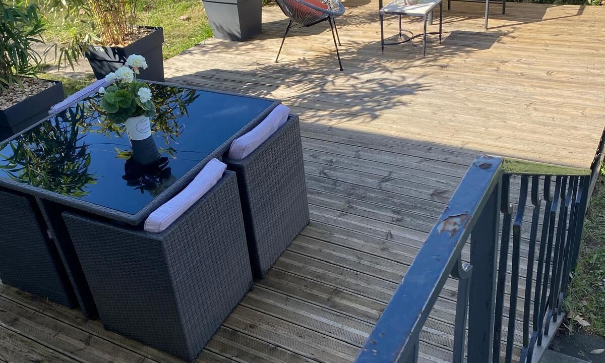 Photo of Patio Balcony in Saint-Jean-de-Bournay