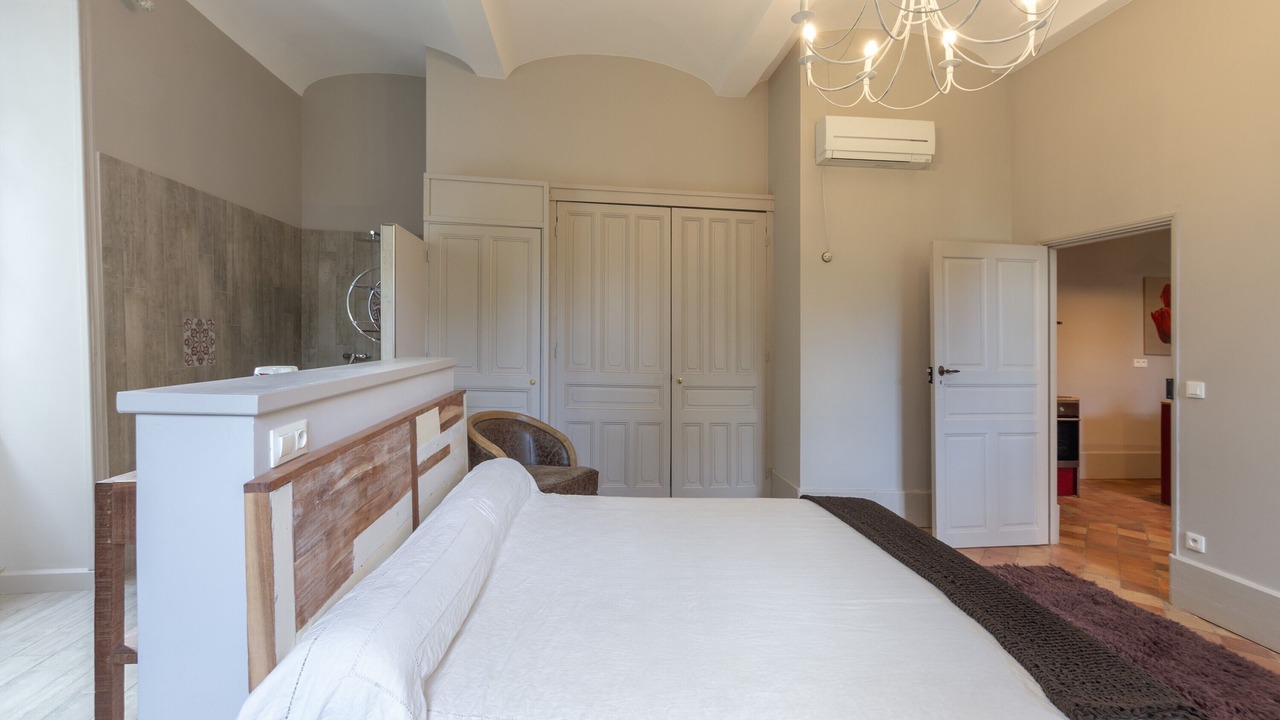 Photo of Bedroom in Saint-Germain