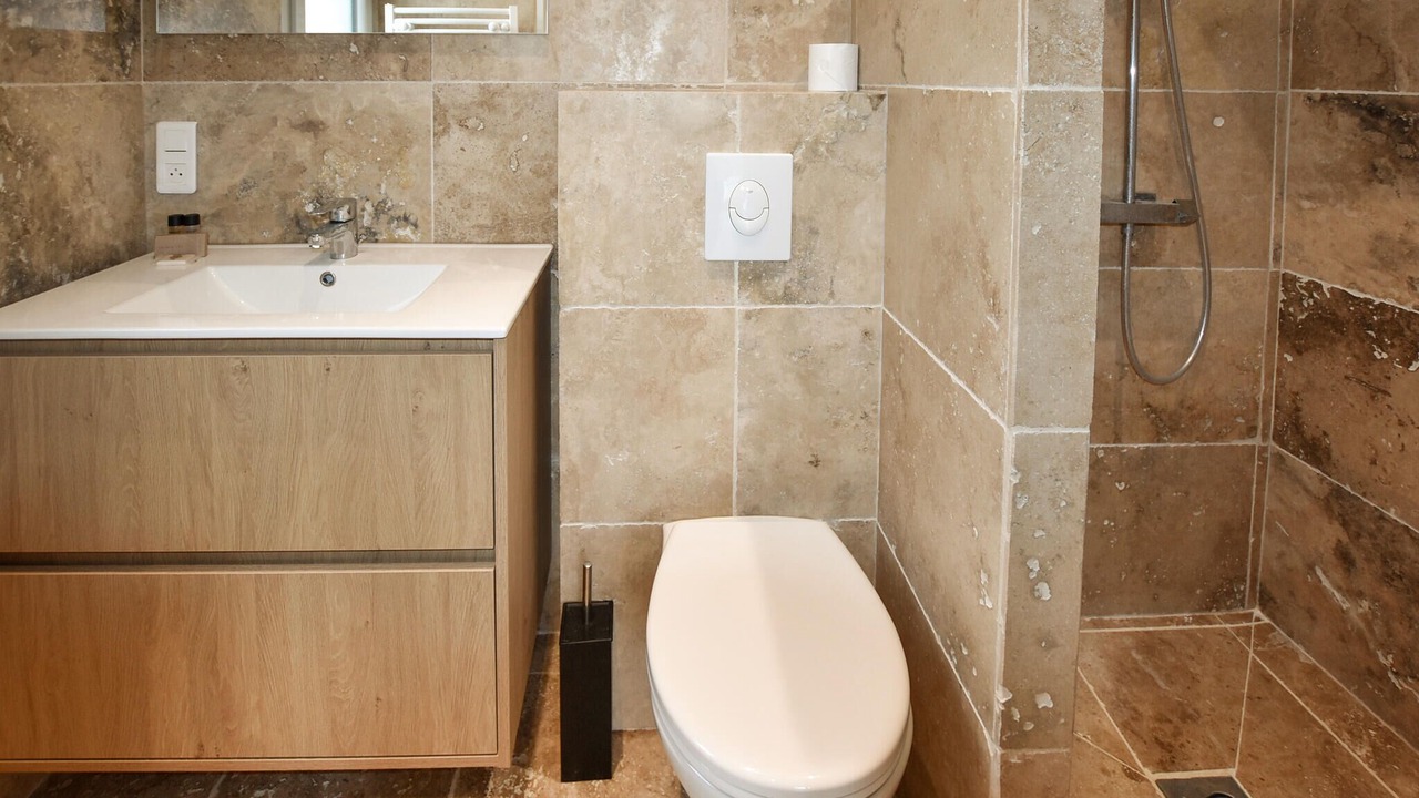 Photo of Bathroom in Mormoiron