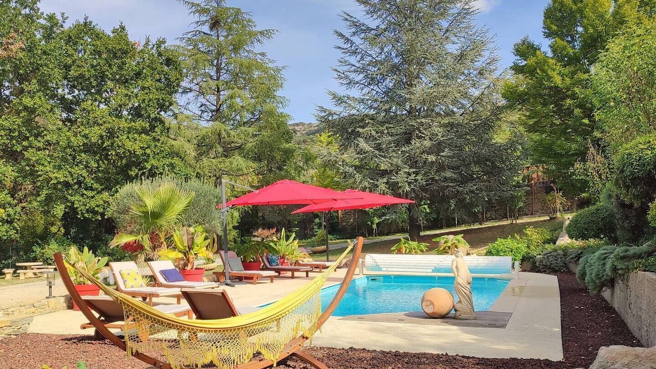 Photo of Outdoor in Rochecolombe