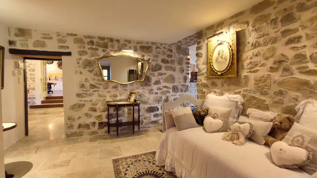 Photo of Bedroom in Rochecolombe