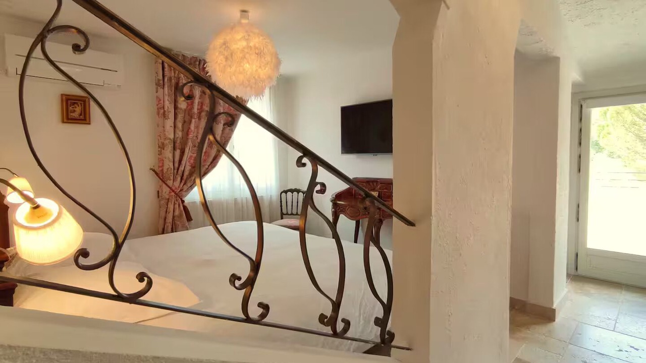 Photo of Bedroom in Rochecolombe
