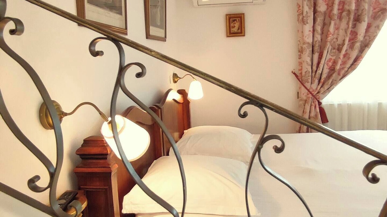 Photo of Bedroom in Rochecolombe