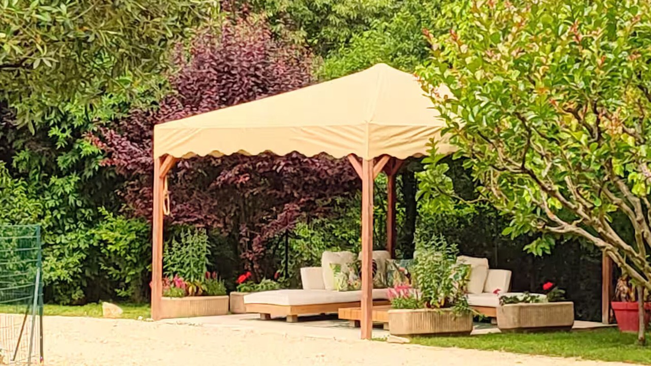 Photo of Patio Balcony in Rochecolombe
