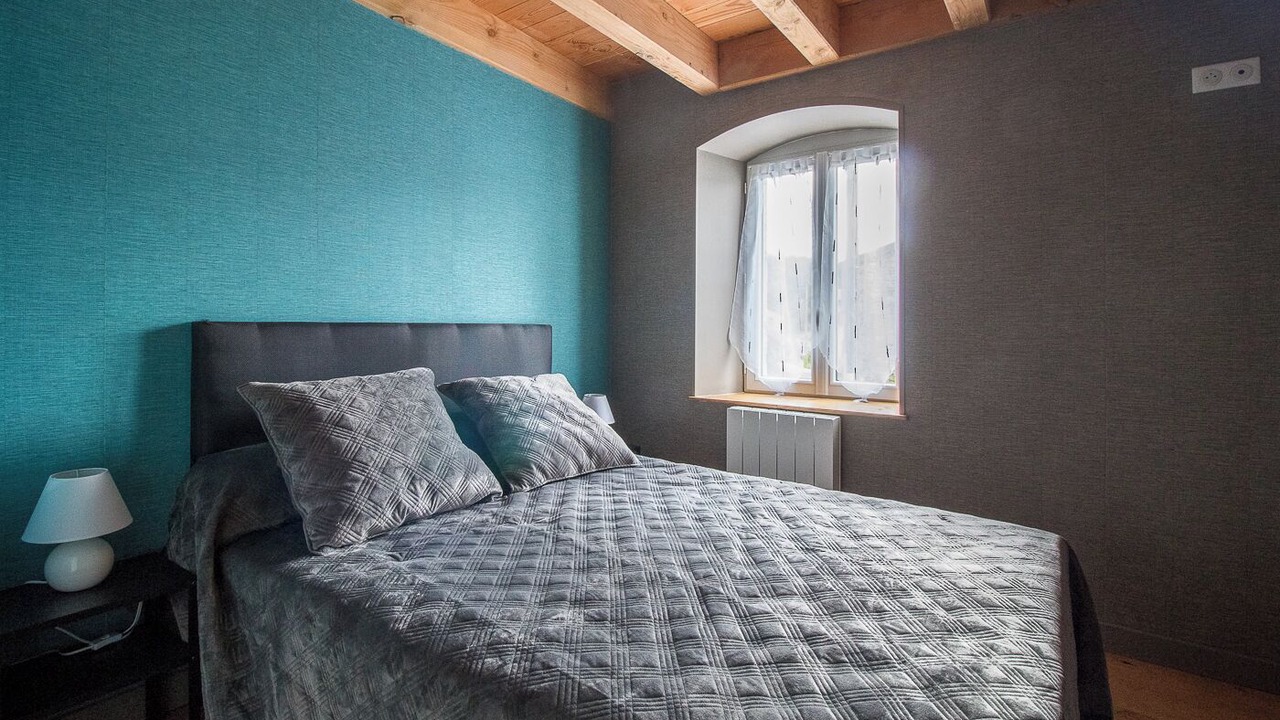 Photo of Bedroom in Job