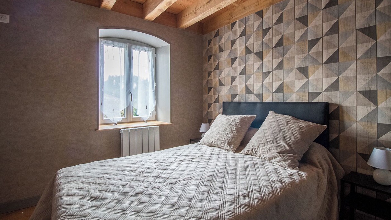 Photo of Bedroom in Job