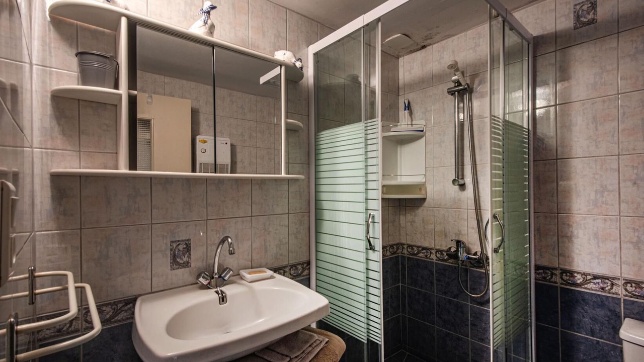 Photo of Bathroom in Louhans