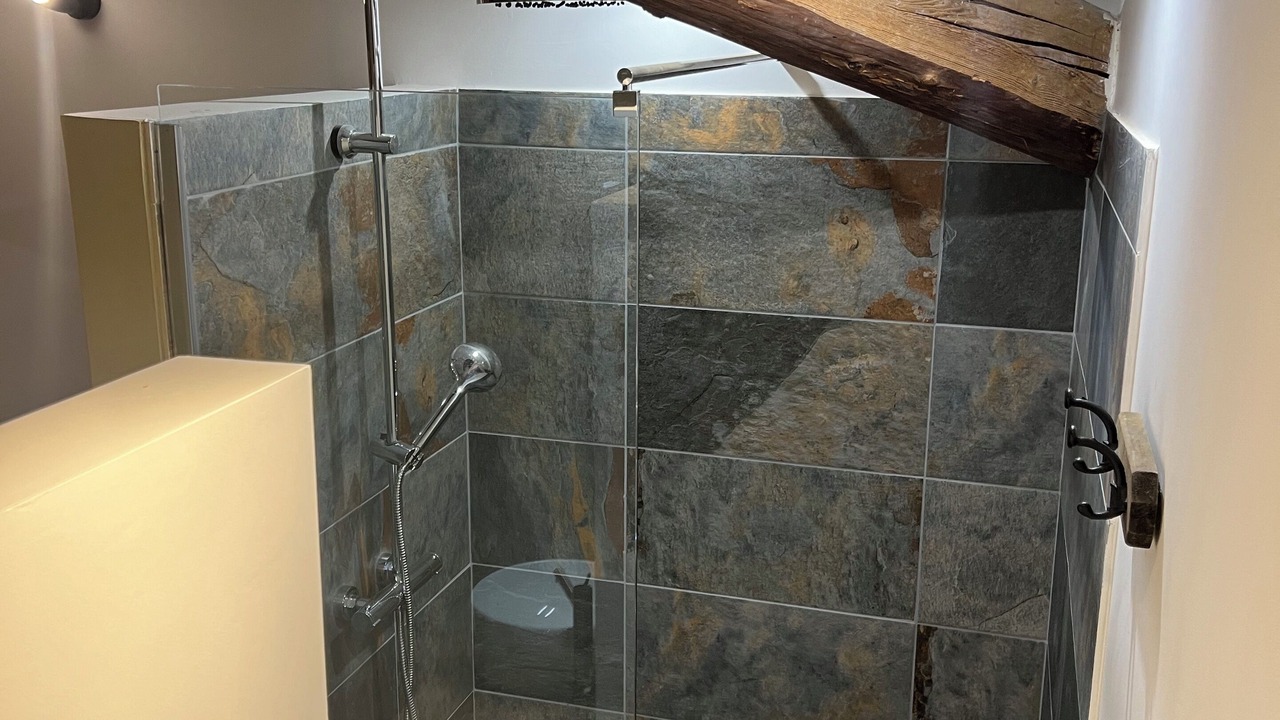 Photo of Bathroom in Peaugres