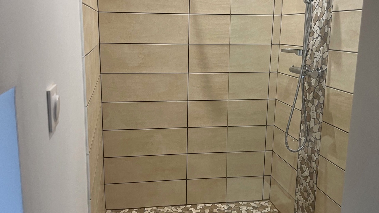 Photo of Bathroom in Peaugres