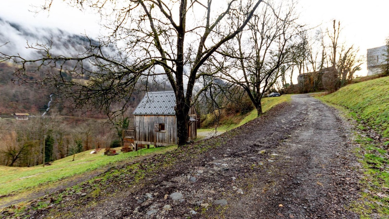 Photo of Outdoor in Queige