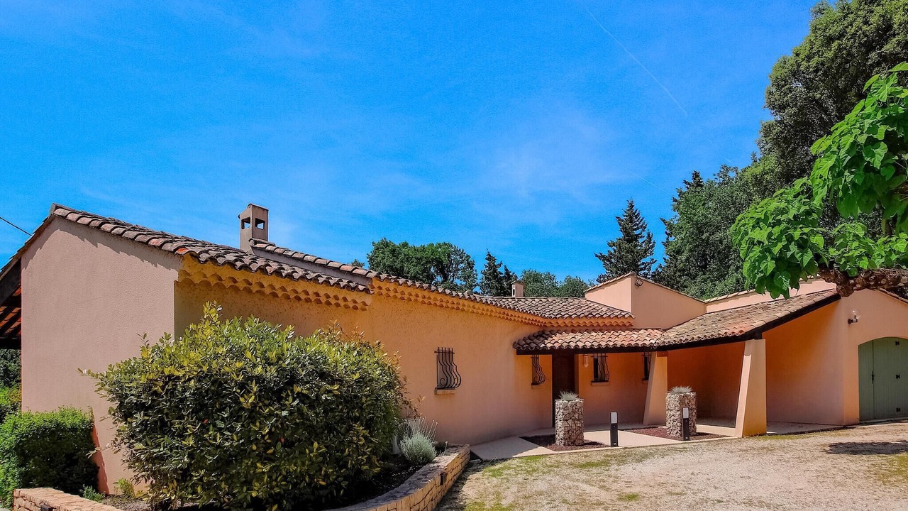 Photo of Others in Montelimar