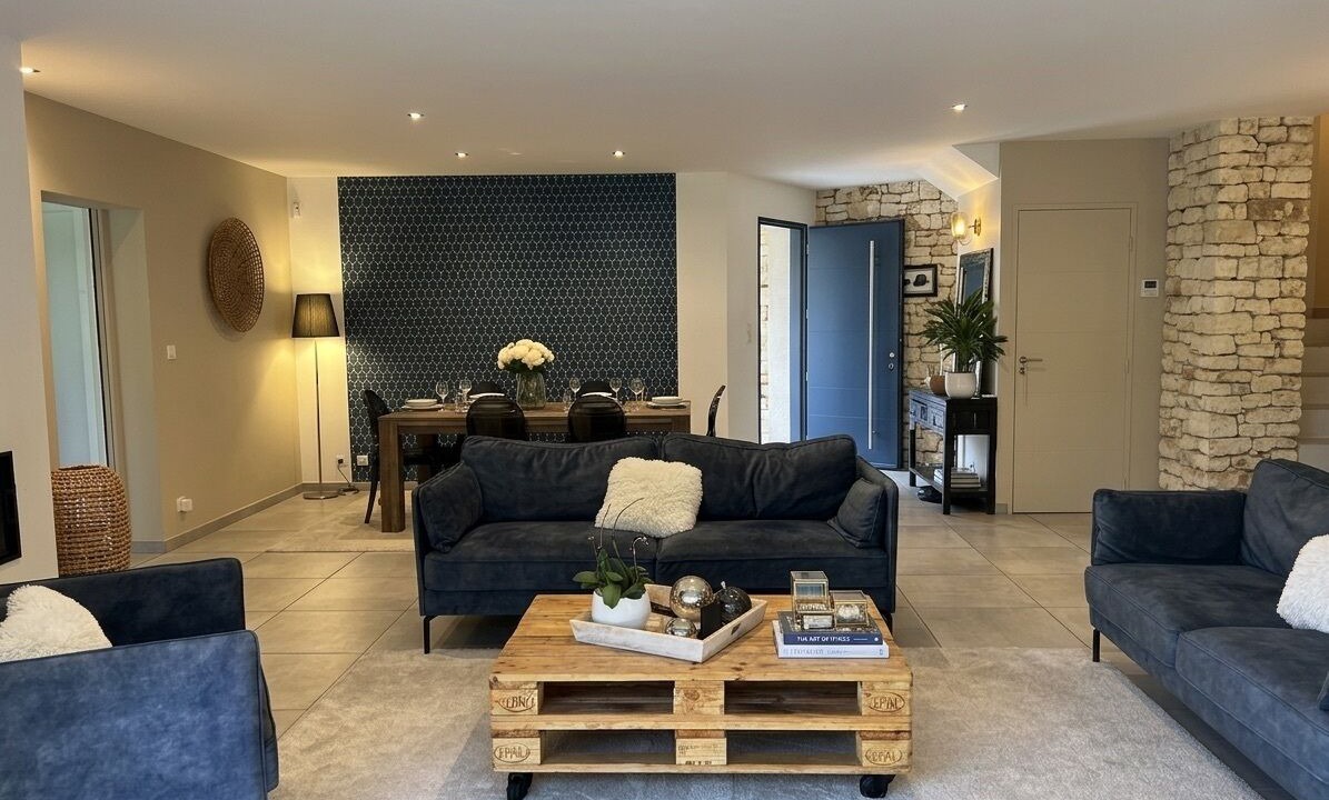 Photo of Livingroom in Saint-Restitut