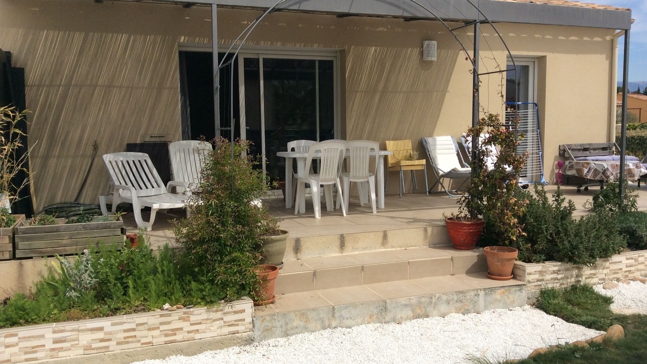 Photo of Patio Balcony in Mazan