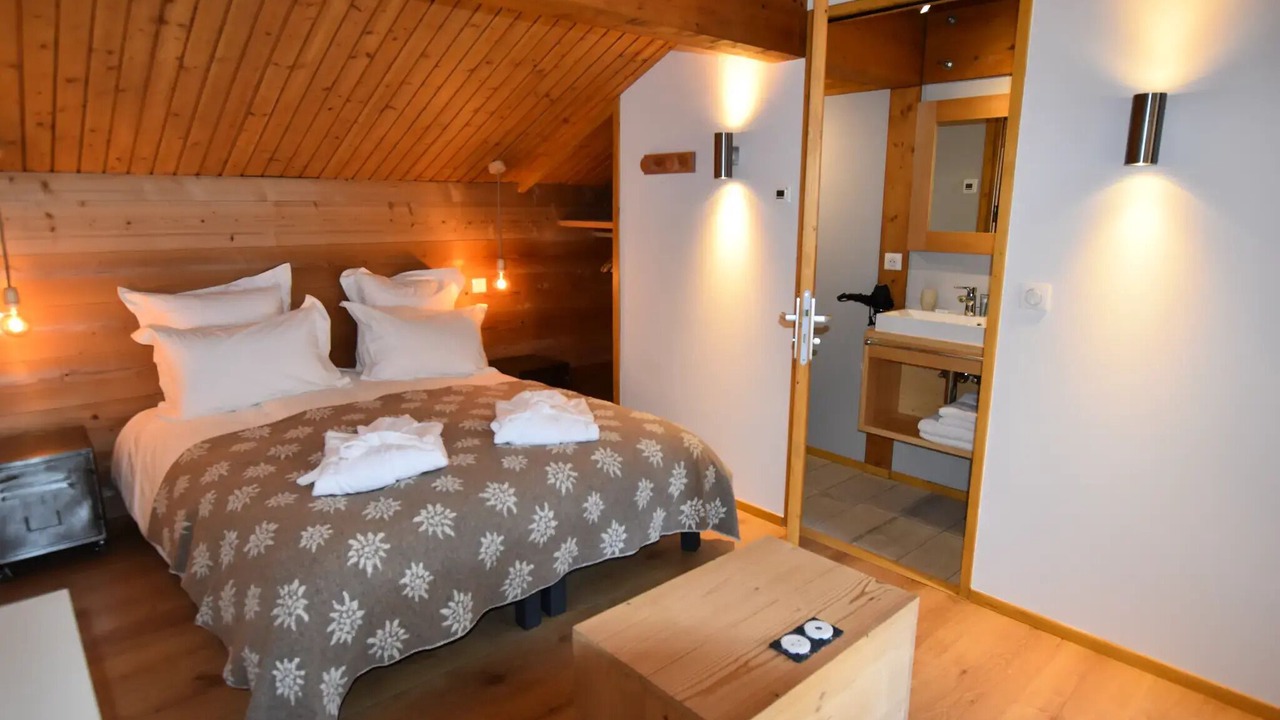 Photo of Bedroom in Le Chinaillon