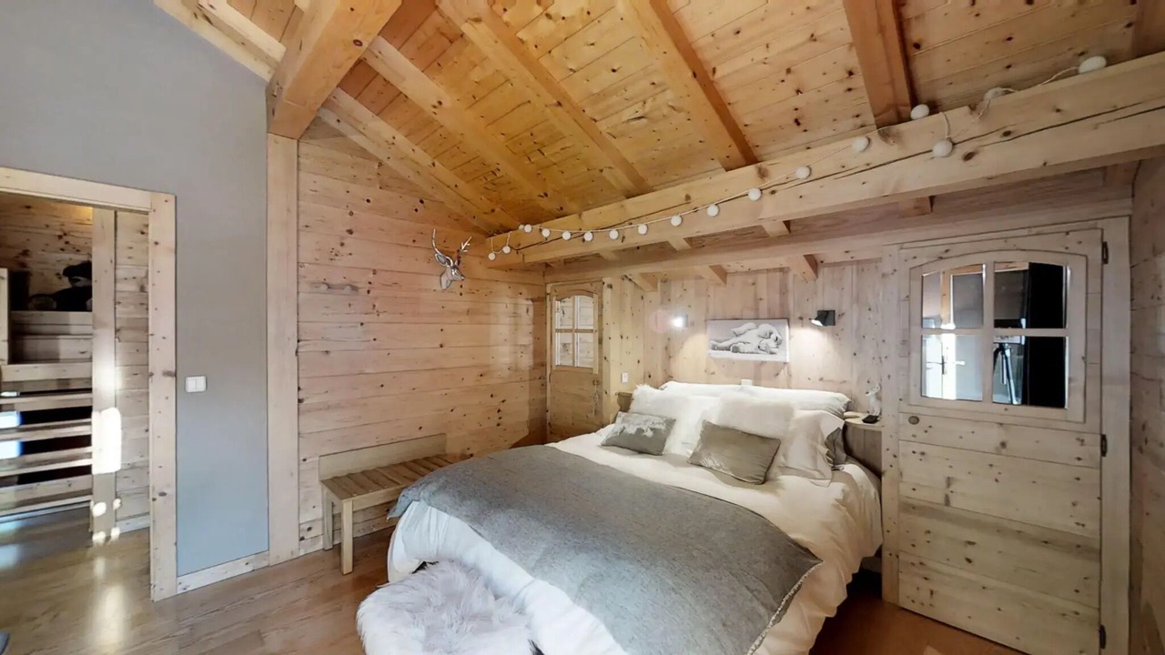 Photo of Bedroom in Le Chinaillon