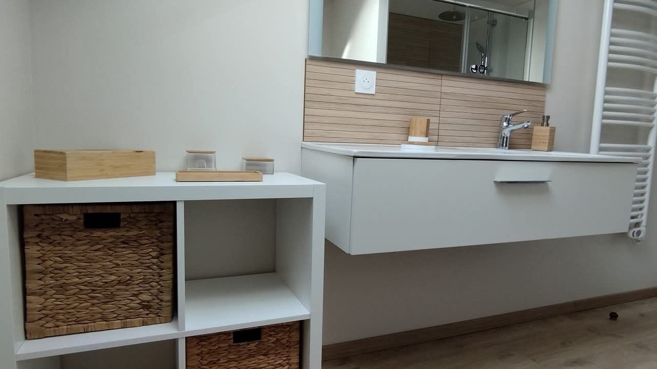Photo of Bathroom in Saint-Edmond