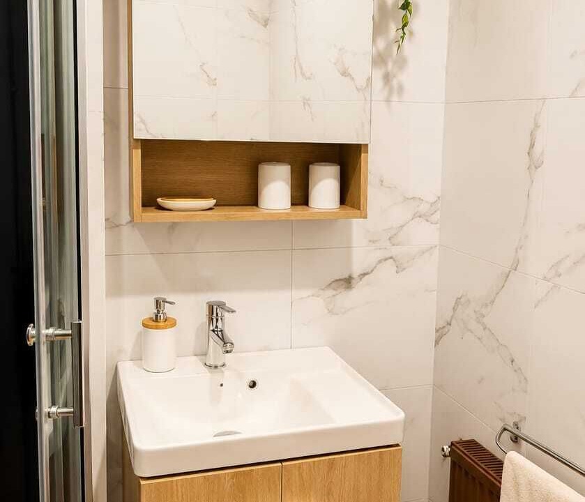 Photo of Bathroom in Avallon