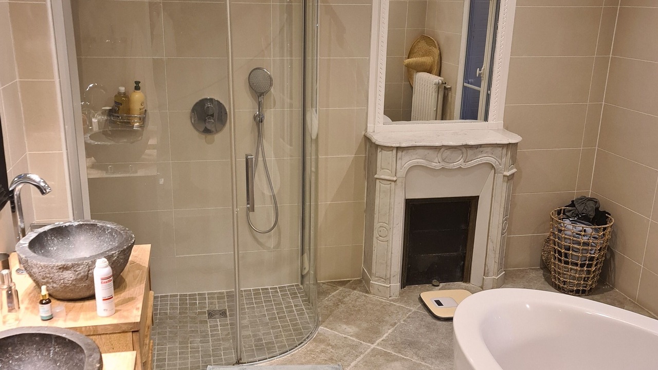 Photo of Bathroom in Palaiseau