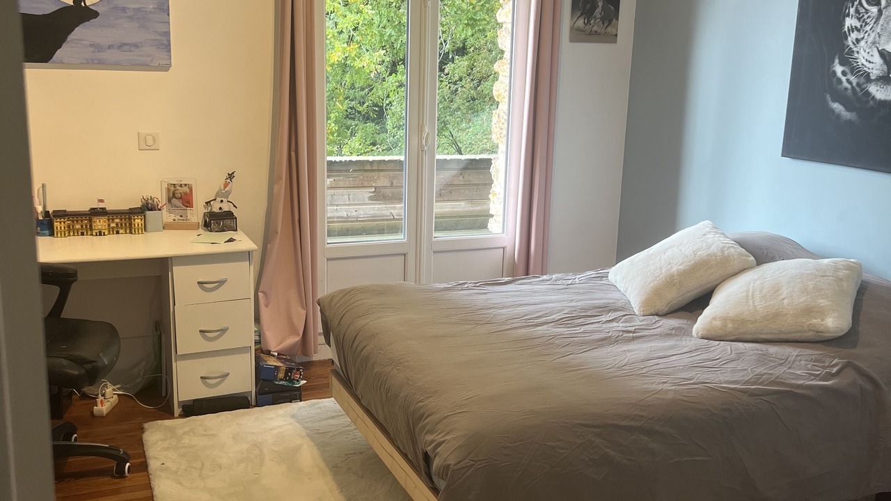 Photo of Bedroom in Palaiseau