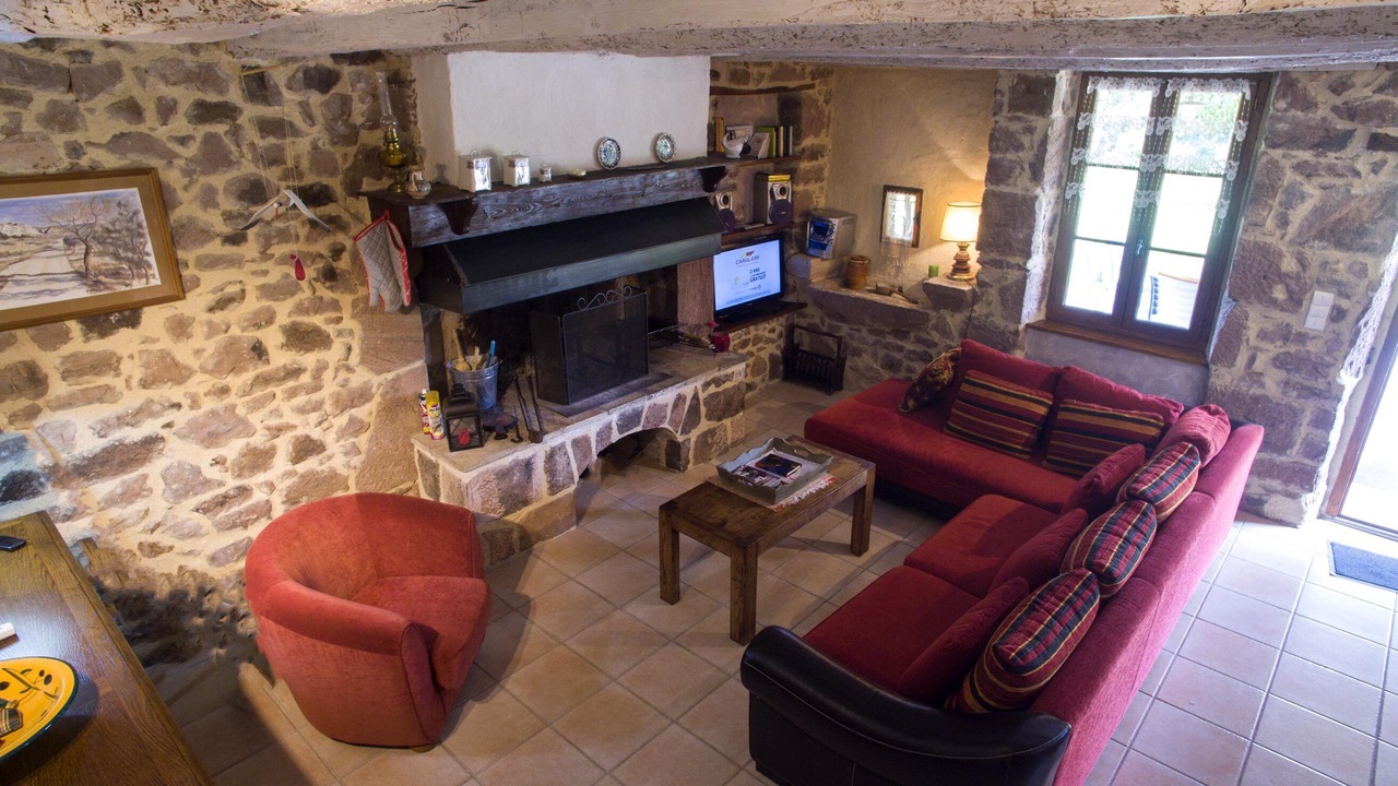 Photo of Livingroom in Sainte-Cecile-du-Cayrou