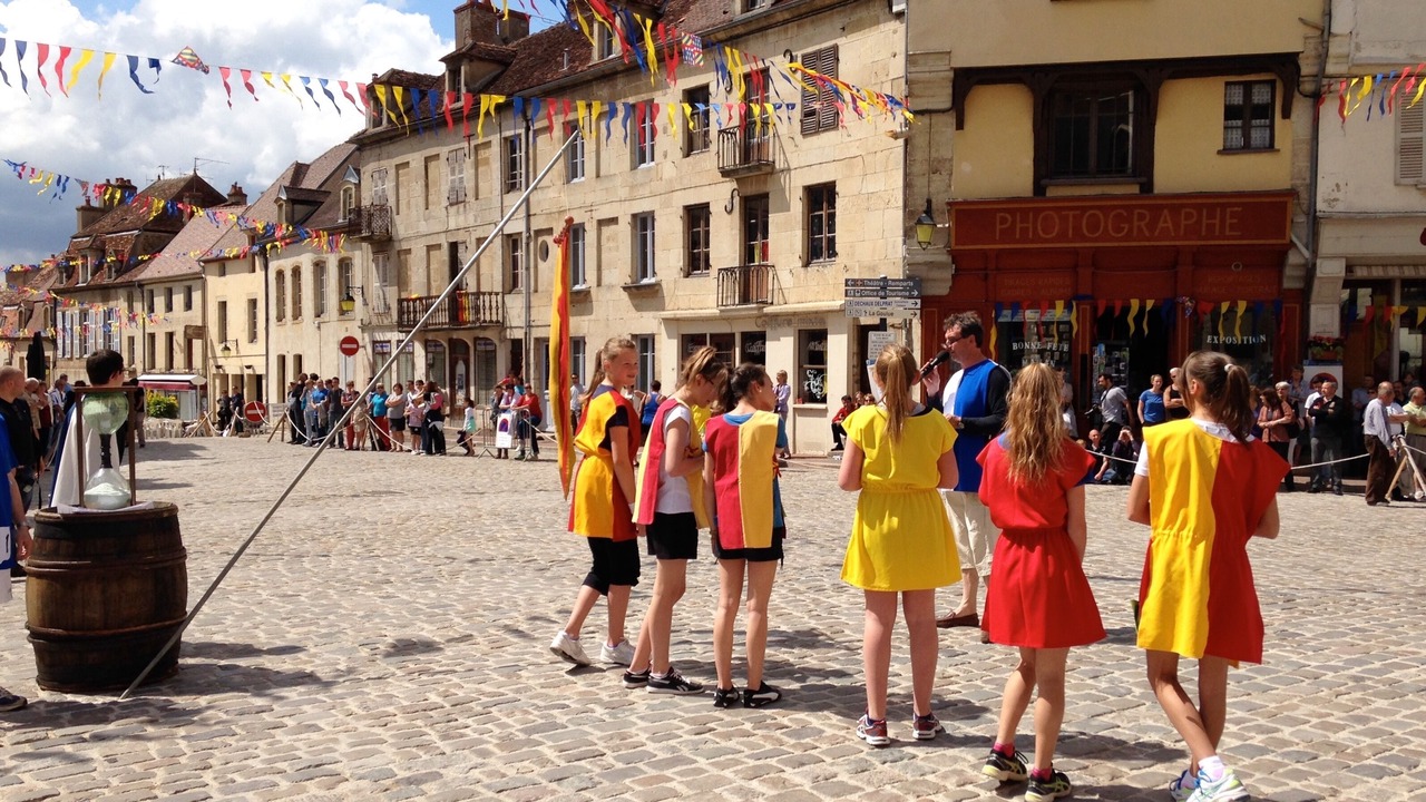 Photo of Others in Corsaint