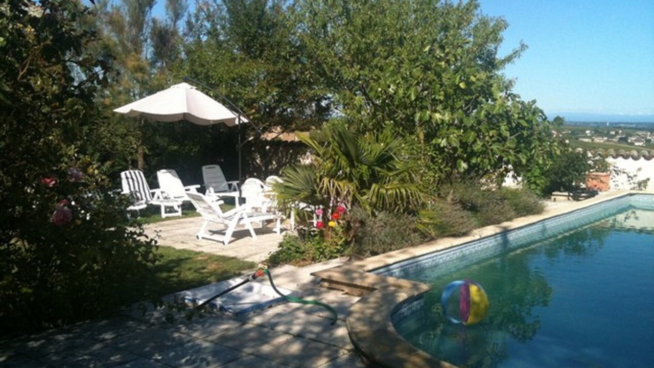 Photo of Outdoor in La Chapelle-de-Guinchay