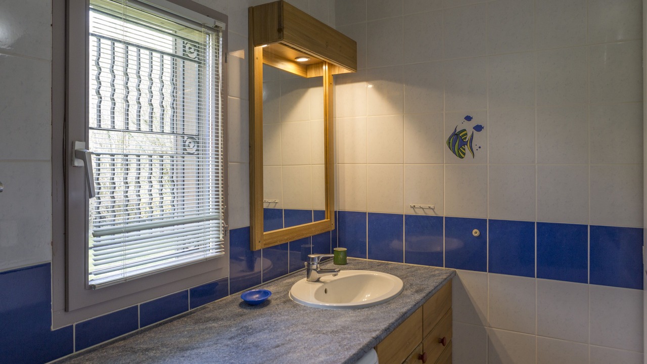 Photo of Bathroom in Nans-sous-Sainte-Anne