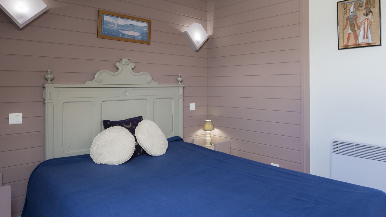 Photo of Bedroom in Nans-sous-Sainte-Anne