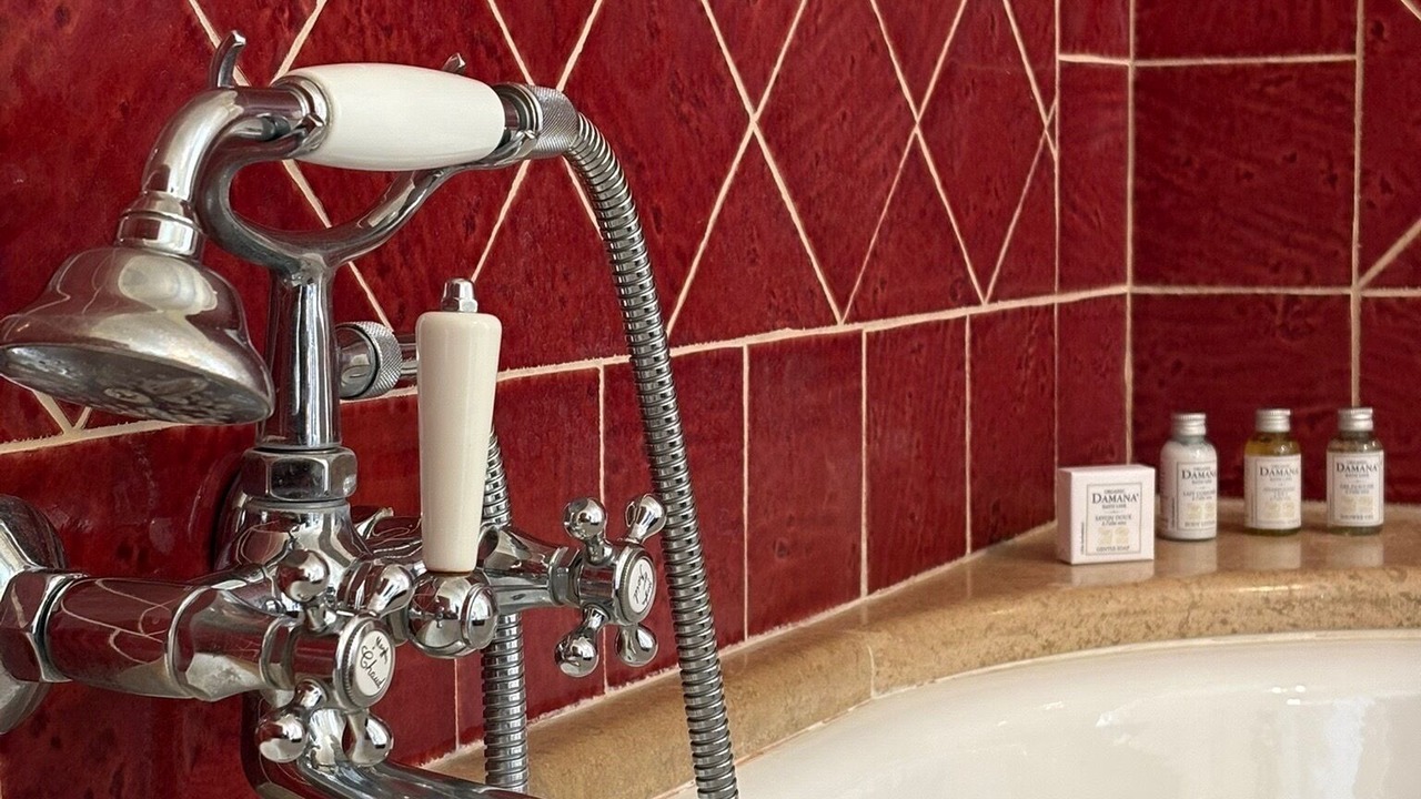 Photo of Bathroom in Corsaint