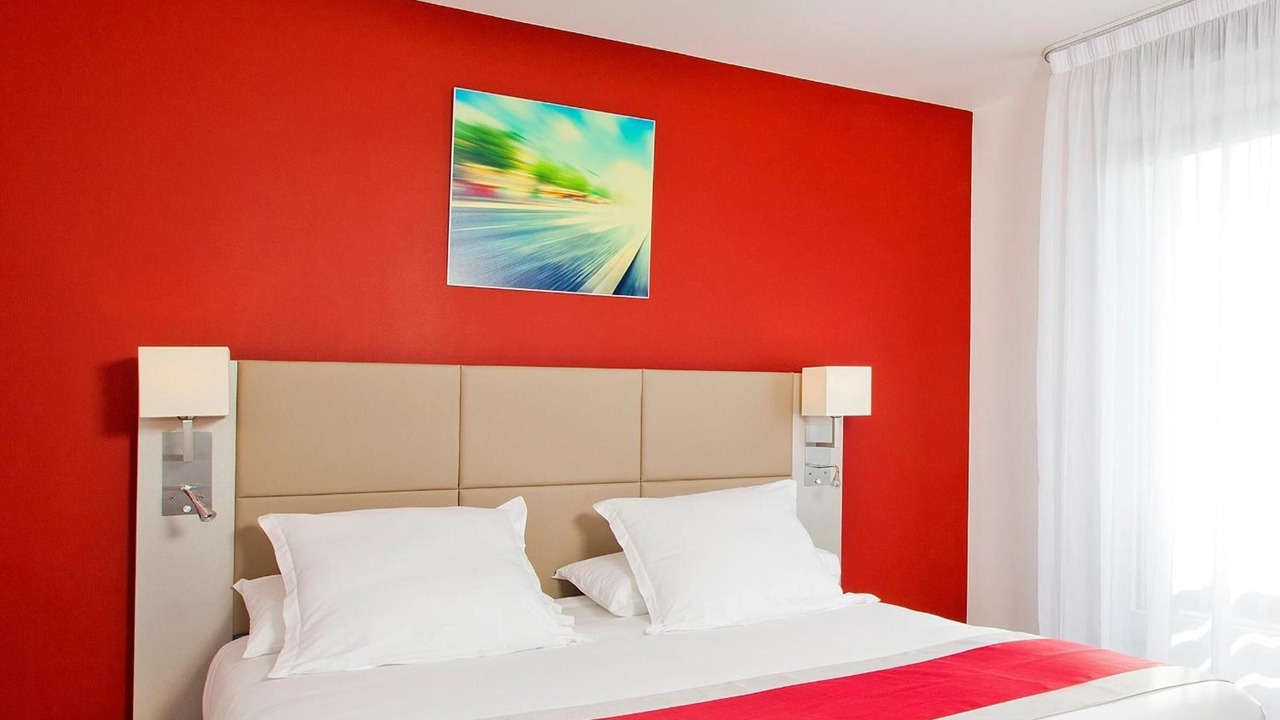 Photo of Bedroom in Bagneux
