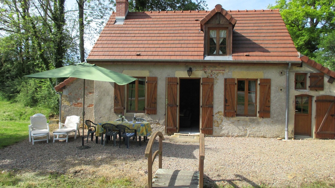 Photo of Outdoor in Isenay