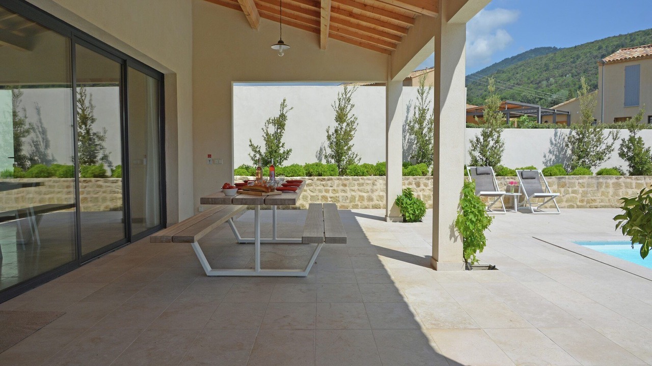 Photo of Patio Balcony in Malaucene