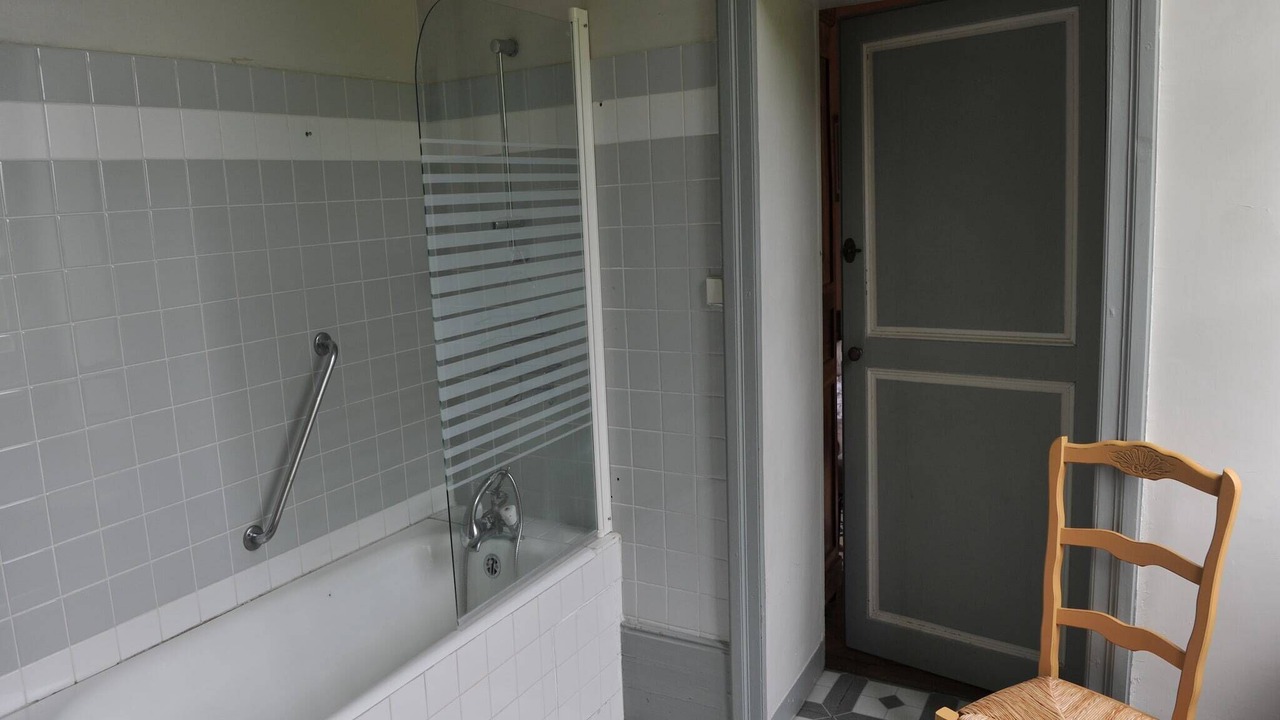 Photo of Bathroom in Saint-Aubin-sur-Loire