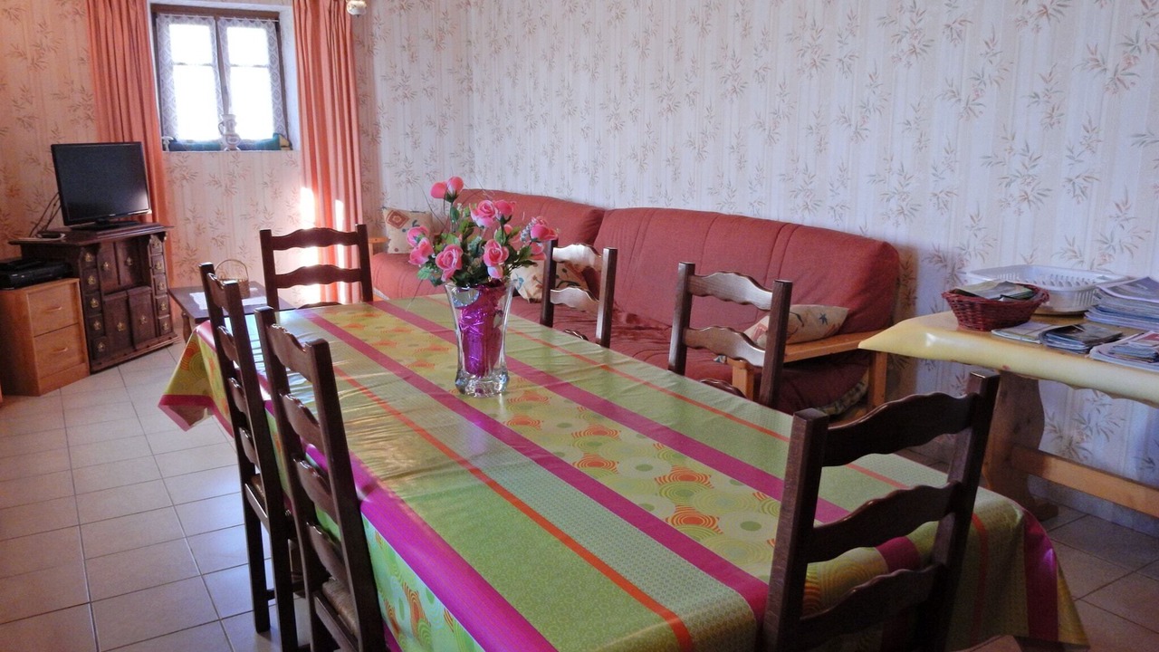 Photo of Livingroom in Esmoulieres