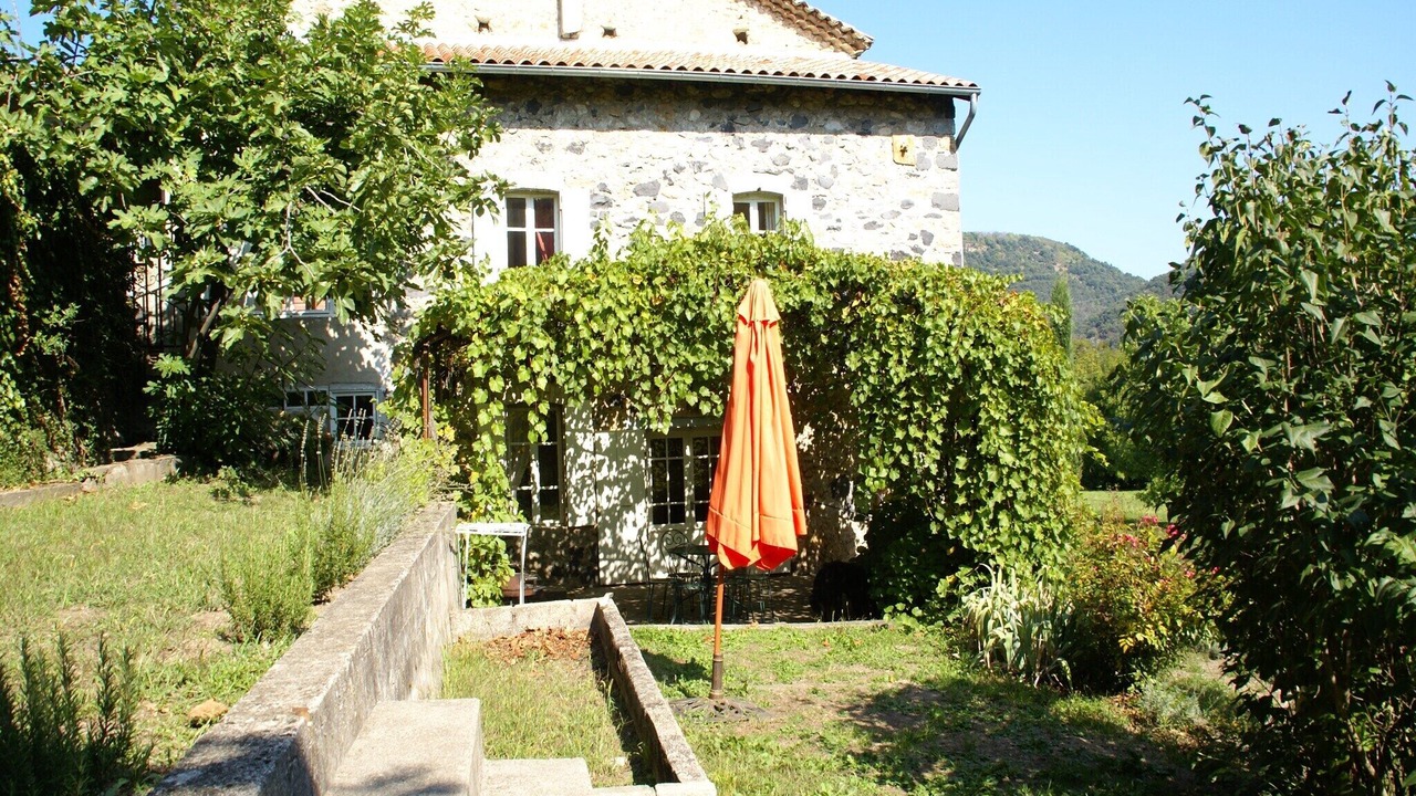 Photo of Outdoor in Pont-de-Labeaume