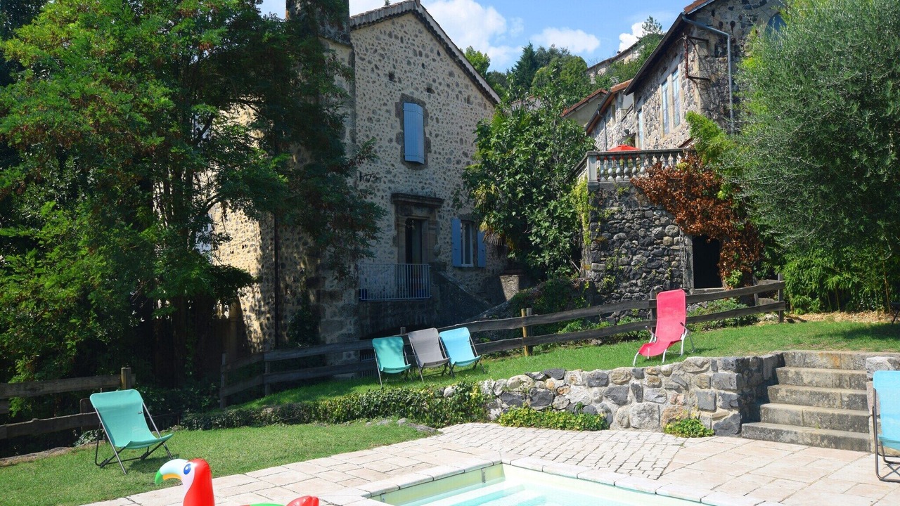 Photo of Outdoor in Pont-de-Labeaume
