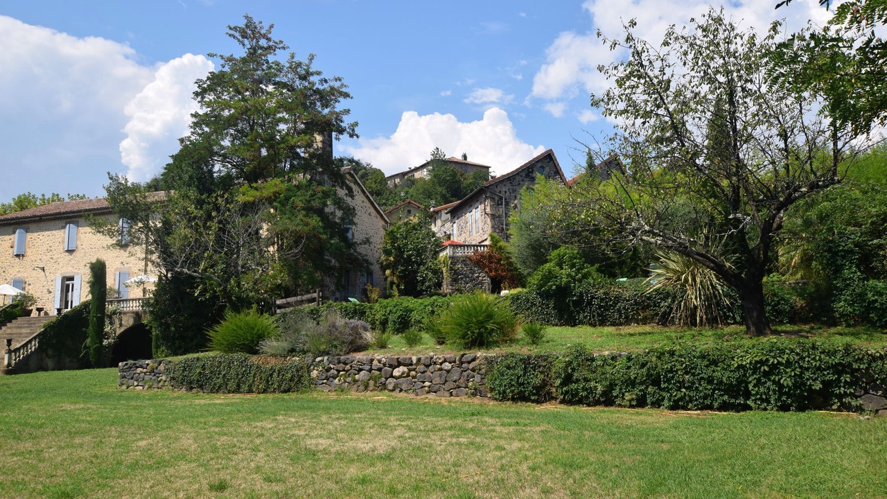 Photo of Outdoor in Pont-de-Labeaume