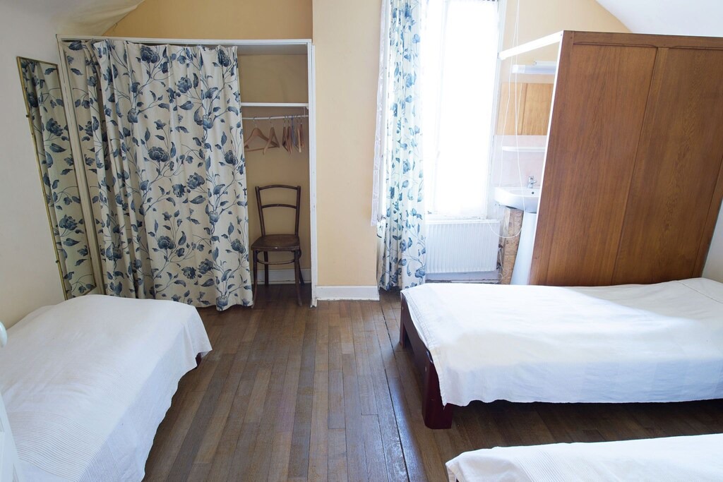Photo of Bedroom in Saint-Honore-les-Bains