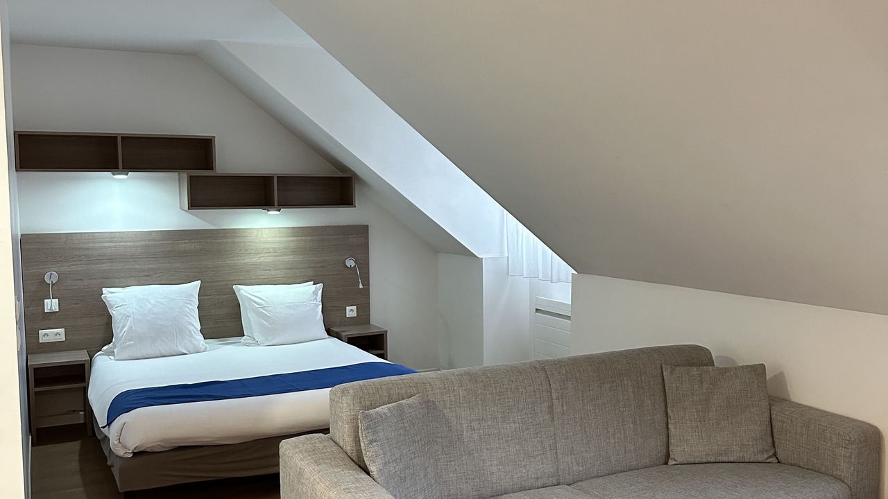Photo of Bedroom in Avrainville