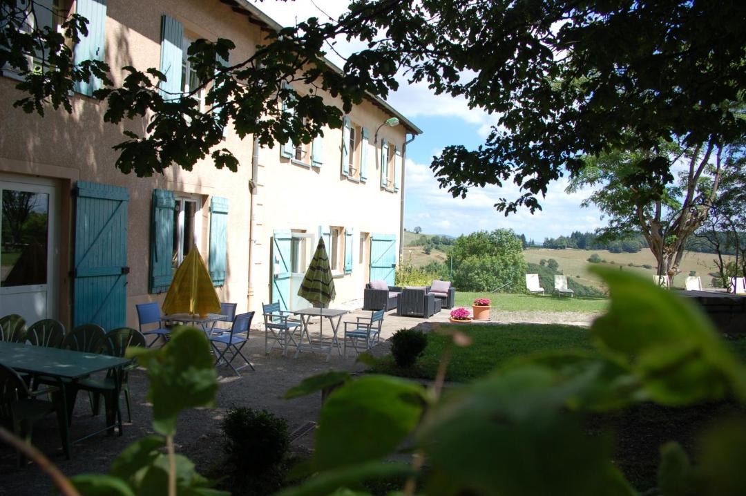 Photo of Others in Les Sauvages