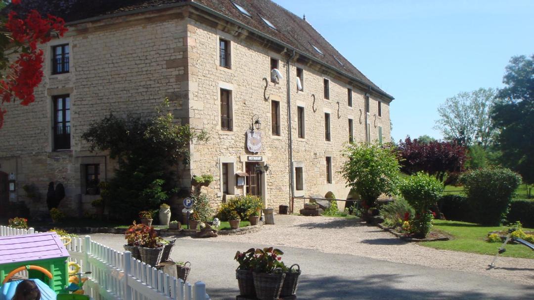 Photo of Others in Louhans