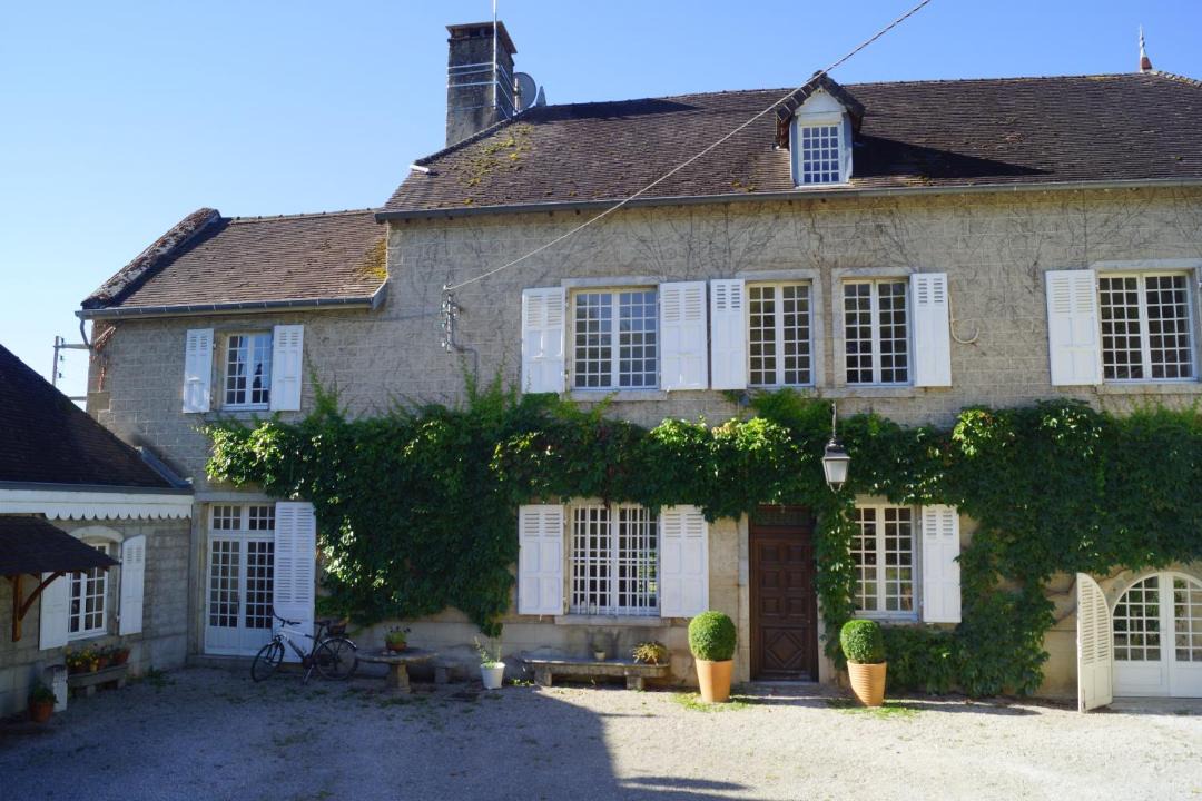 Photo of Others in Saint-Lothain