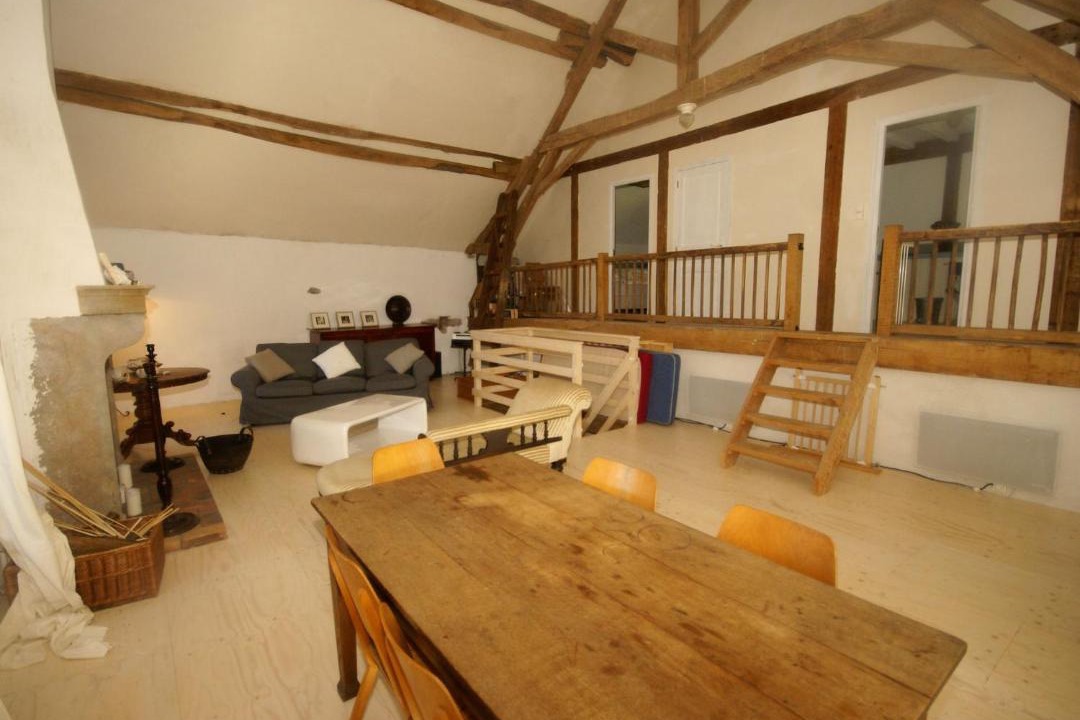 Photo of Livingroom in Saint-Germain-des-Champs
